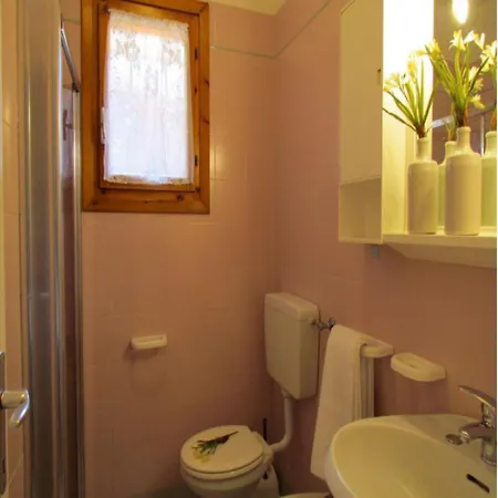 Charming With Garden - Beahost Apartment