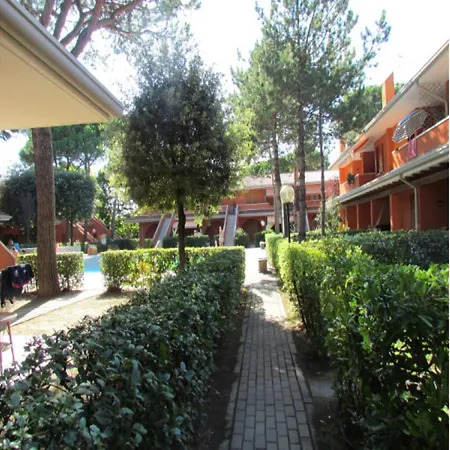 Charming With Garden - Beahost Apartment