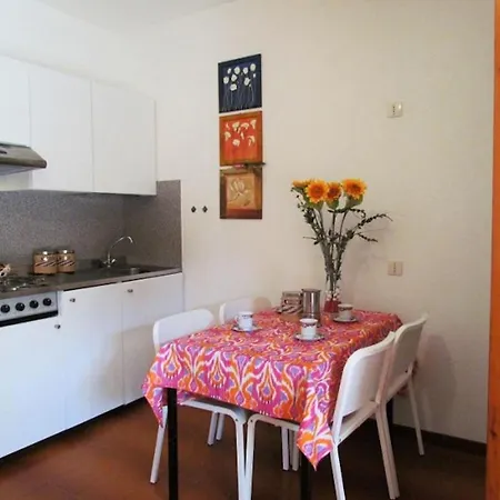 Charming With Garden Appartement *