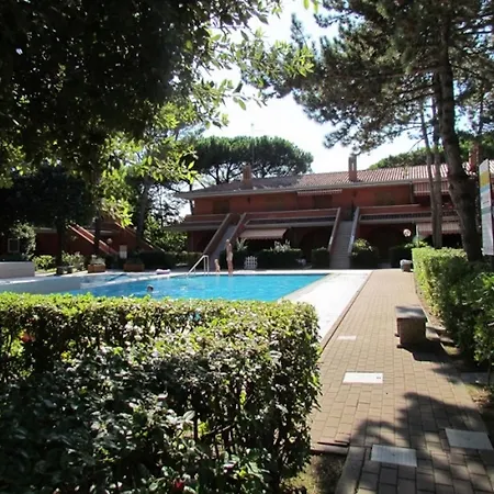 Appartement Charming With Garden Bibione