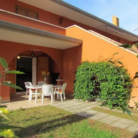 Charming With Garden Appartement Bibione